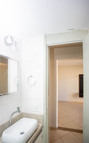 Apartamento à venda com 66m², 2 quartos e 2 vagasBanheiro