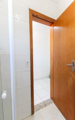 Casa à venda com 125m², 2 quartos e 2 vagasBanheiro da Suíte 2