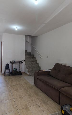 Casa à venda com 125m², 2 quartos e 2 vagasSala