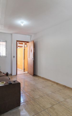 Casa à venda com 125m², 2 quartos e 2 vagasSala