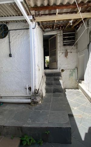 Casa para alugar com 50m², 1 quarto e sem vaga Casa para alugar com 50m², 1 quarto e sem vagaÁrea de Serviço