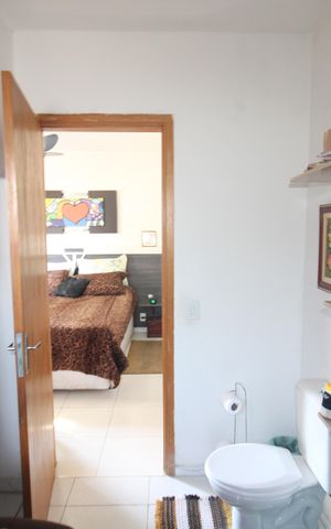 Casa à venda com 200m², 3 quartos e 3 vagasBanheiro 3