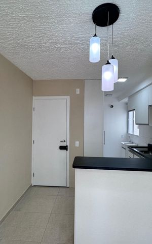 Apartamento à venda com 43m², 2 quartos e 1 vaga Apartamento à venda com 43m², 2 quartos e 1 vagaCozinha e Área de Serviço