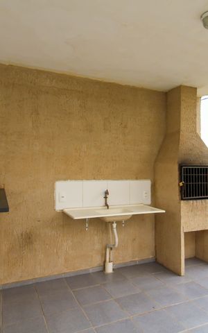 Apartamento à venda com 40m², 2 quartos e 1 vaga Apartamento à venda com 40m², 2 quartos e 1 vagaÁrea comum - Churrasqueira