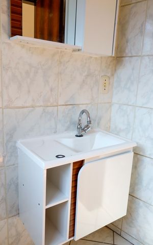 Casa à venda com 240m², 3 quartos e 2 vagas Casa à venda com 240m², 3 quartos e 2 vagasBanheiro