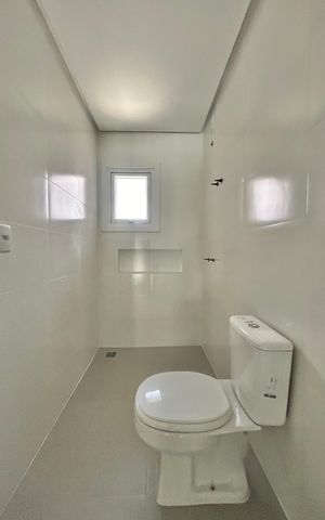 Casa à venda com 162m², 3 quartos e 4 vagasBanheiro Suíte 3