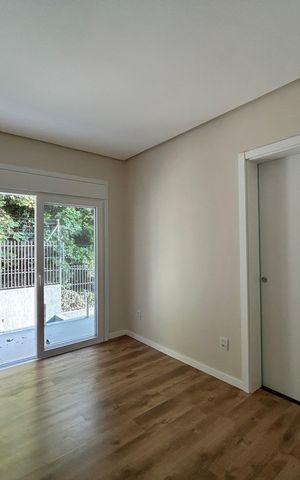 Casa à venda com 162m², 3 quartos e 4 vagasSuíte 2