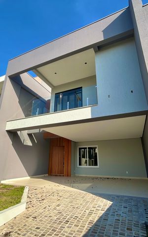 Casa à venda com 162m², 3 quartos e 4 vagasFachada