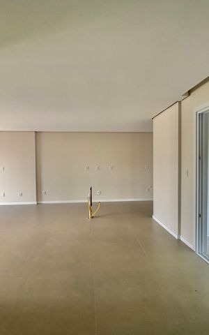 Casa à venda com 162m², 3 quartos e 4 vagasSala/Cozinha