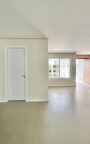 Casa à venda com 162m², 3 quartos e 4 vagasSala/Cozinha