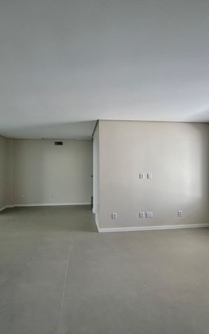 Casa à venda com 162m², 3 quartos e 4 vagasSala/Cozinha