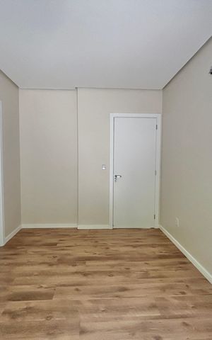 Casa à venda com 162m², 3 quartos e 4 vagasSuíte 2