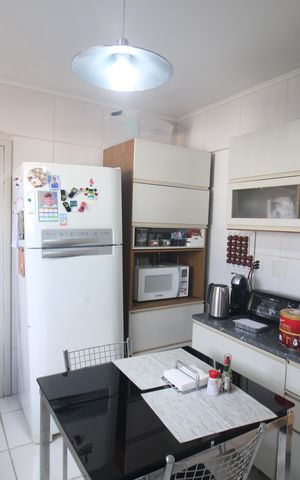 Apartamento à venda com 126m², 3 quartos e 2 vagasCozinha