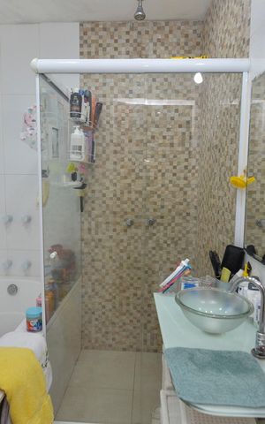 Casa de condomínio à venda com 65m², 2 quartos e sem vaga Casa de condomínio à venda com 65m², 2 quartos e sem vagaBanheiro Social