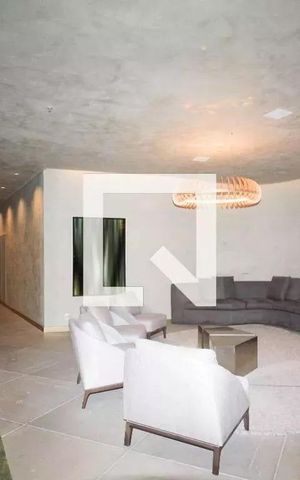 Apartamento à venda com 102m², 2 quartos e 1 vaga Apartamento à venda com 102m², 2 quartos e 1 vagaHall social