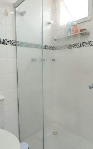 Apartamento à venda com 84m², 2 quartos e 2 vagasBanheiro da Suíte