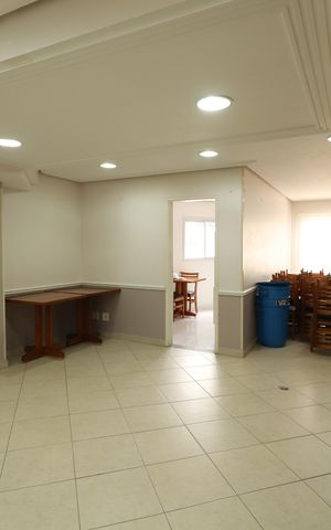 Apartamento à venda com 84m², 2 quartos e 2 vagasÁrea comum - Salão de festas