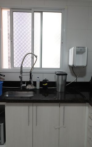 Apartamento à venda com 84m², 2 quartos e 2 vagasCozinha