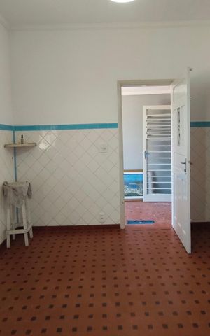 Casa para alugar com 200m², 2 quartos e 2 vagas Casa para alugar com 200m², 2 quartos e 2 vagasCozinha