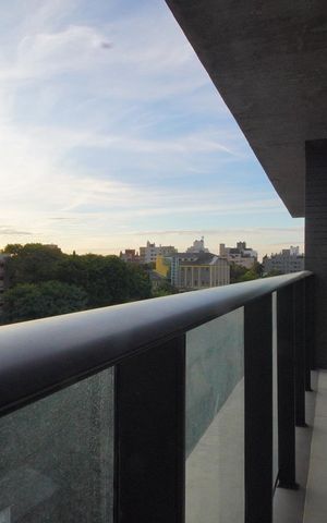 Apartamento à venda com 100m², 2 quartos e 2 vagas Apartamento à venda com 100m², 2 quartos e 2 vagasVaranda