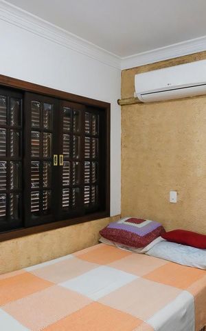 Casa à venda com 235m², 3 quartos e 4 vagasSuíte 3