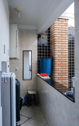 Casa à venda com 235m², 3 quartos e 4 vagasÁrea de serviço