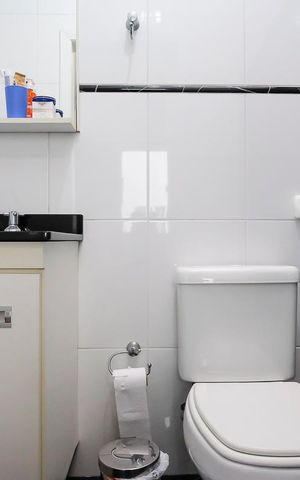 Casa à venda com 235m², 3 quartos e 4 vagasBanheiro da suíte 2