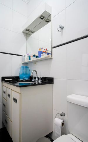 Casa à venda com 235m², 3 quartos e 4 vagasBanheiro da suíte 2