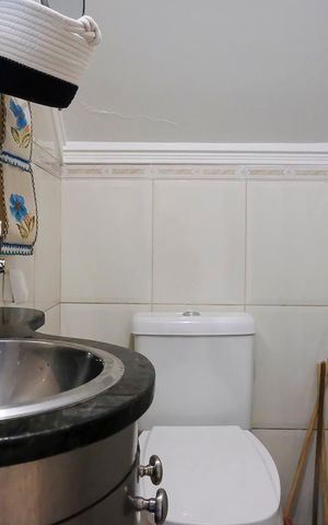 Casa à venda com 235m², 3 quartos e 4 vagasLavabo