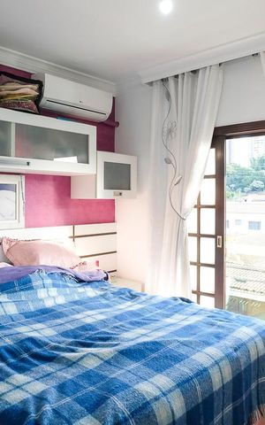 Casa à venda com 235m², 3 quartos e 4 vagasSuíte 1