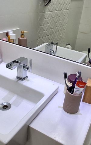 Casa de condomínio à venda com 194m², 3 quartos e 3 vagas Casa de condomínio à venda com 194m², 3 quartos e 3 vagasBanheiro da Suíte