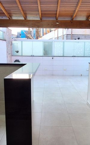 Casa de condomínio à venda com 194m², 3 quartos e 3 vagas Casa de condomínio à venda com 194m², 3 quartos e 3 vagasÁrea de Lazer