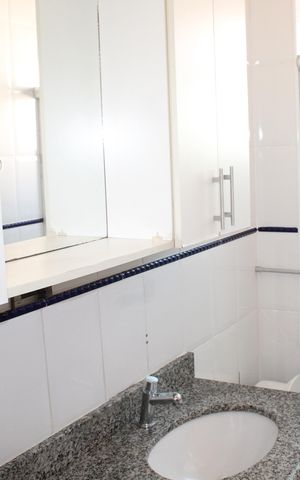 Casa de condomínio para alugar com 95m², 2 quartos e 2 vagasBanheiro