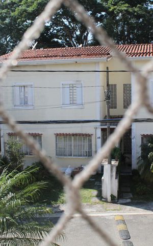 Casa de condomínio para alugar com 95m², 2 quartos e 2 vagasVista do Quarto 1