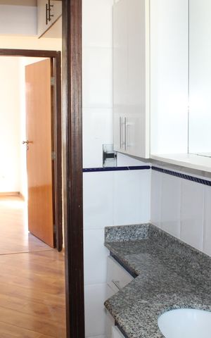 Casa de condomínio para alugar com 95m², 2 quartos e 2 vagasBanheiro