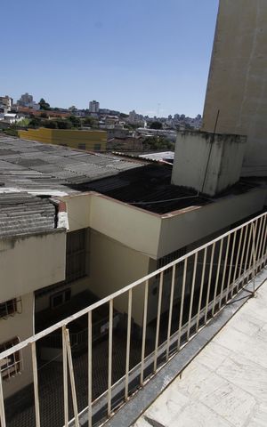 Casa à venda com 229m², 5 quartos e 4 vagasVaranda