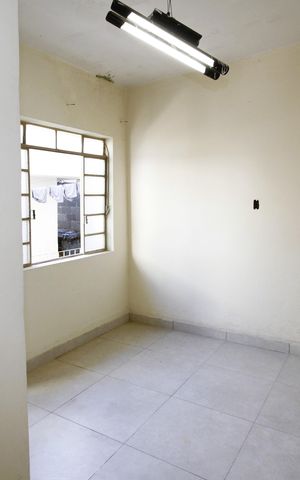 Casa à venda com 229m², 5 quartos e 4 vagasQuarto de Serviço
