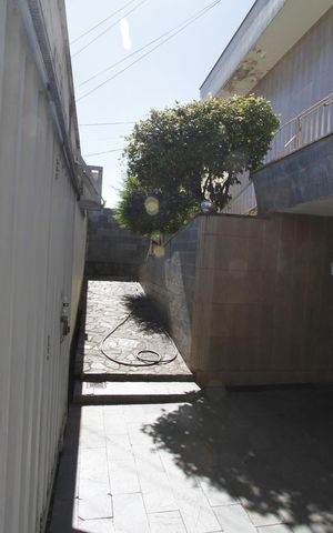 Casa à venda com 229m², 5 quartos e 4 vagasGaragem