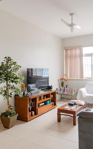 Apartamento à venda com 80m², 3 quartos e 1 vaga Apartamento à venda com 80m², 3 quartos e 1 vagaSala