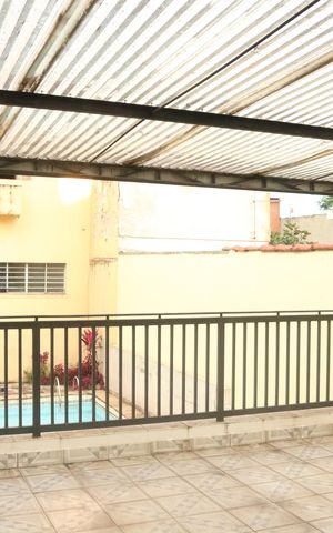 Casa à venda com 320m², 3 quartos e 4 vagasCobertura