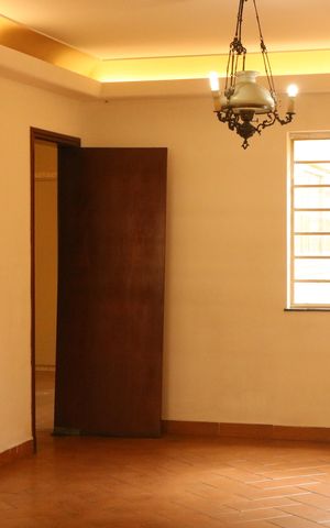 Casa à venda com 320m², 3 quartos e 4 vagasSala