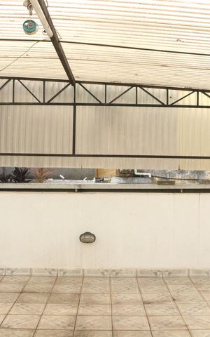 Casa à venda com 320m², 3 quartos e 4 vagasCobertura