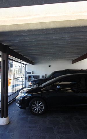 Casa à venda com 380m², 3 quartos e 4 vagasGaragem