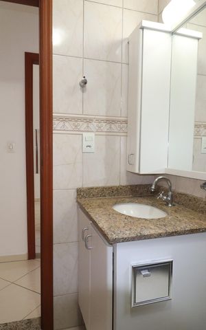 Apartamento para alugar com 100m², 3 quartos e 2 vagasBanheiro Social