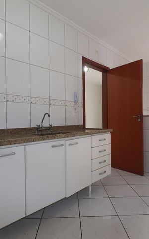 Apartamento para alugar com 100m², 3 quartos e 2 vagasCozinha