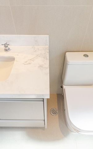 Apartamento para alugar com 73m², 2 quartos e 2 vagasBanheiro da Suíte