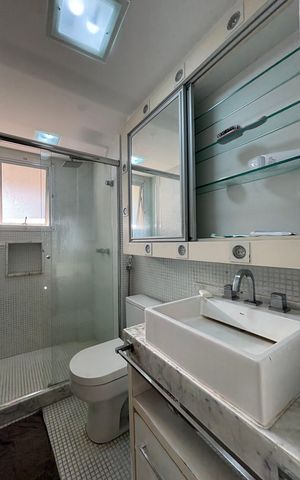 Apartamento à venda com 200m², 3 quartos e 2 vagasBanheiro Suíte