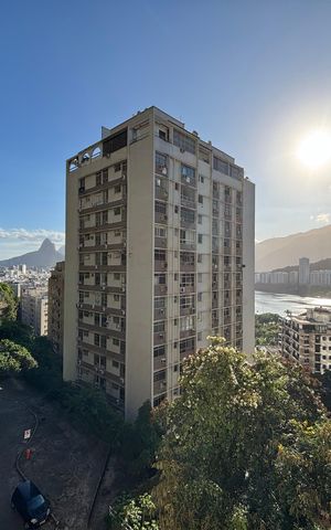 Apartamento à venda com 200m², 3 quartos e 2 vagasVaranda da Sala 1 - Vista