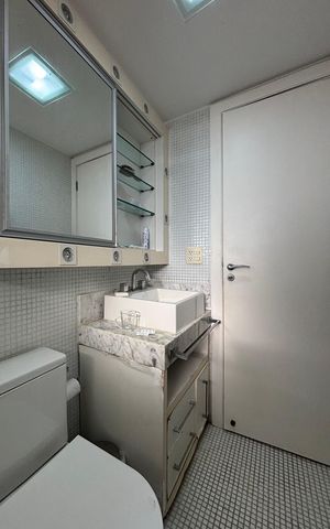 Apartamento à venda com 200m², 3 quartos e 2 vagasBanheiro Suíte
