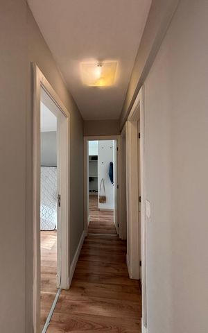 Apartamento à venda com 200m², 3 quartos e 2 vagasCorredor